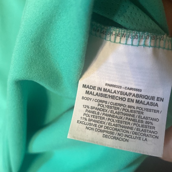 Nike Hooded Long Sleeve Shirt - Picture 7 of 7